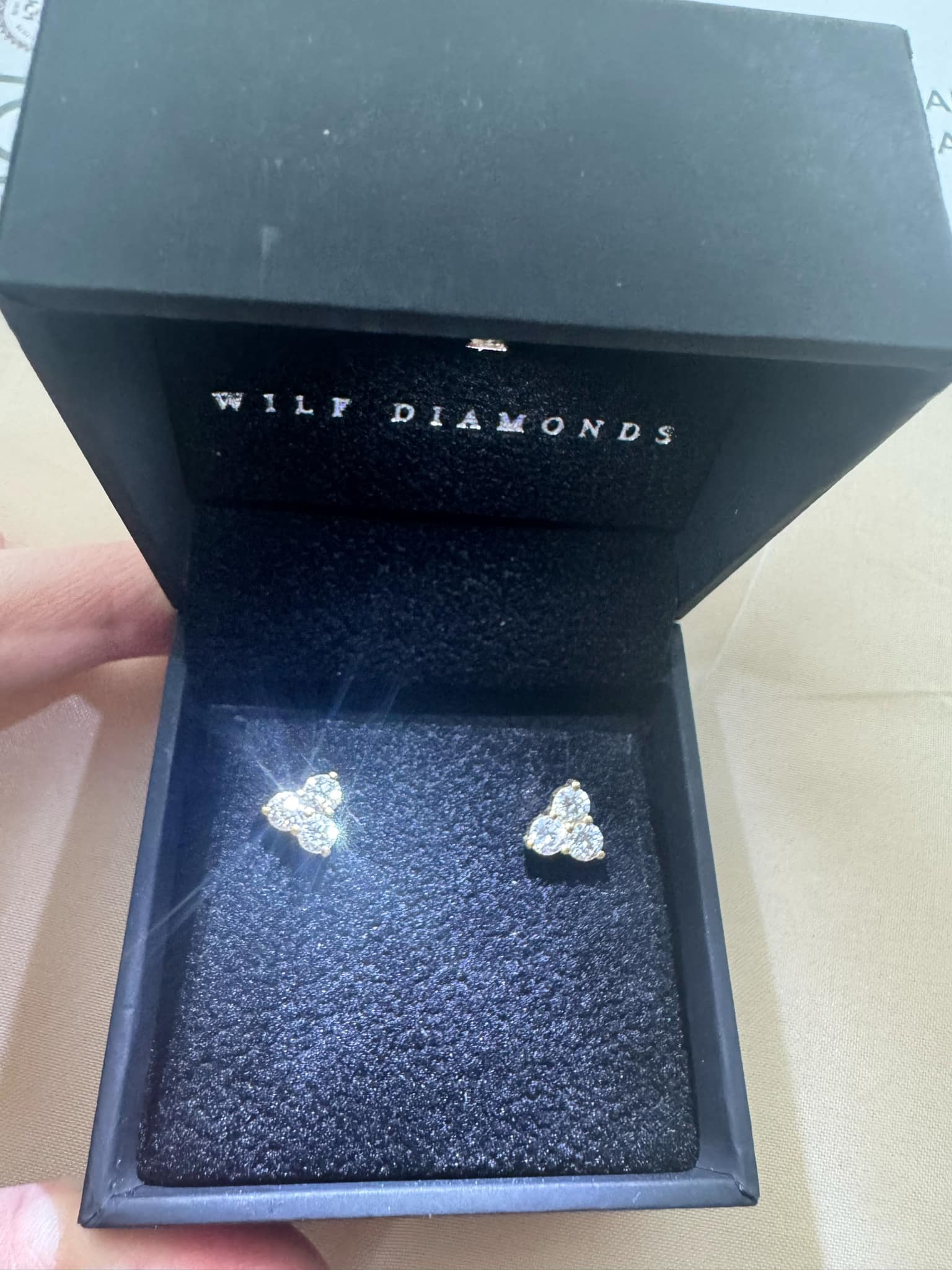 Prabangūs trikampiai 18 karatų aukso auskarai su 1.26 ct deimantais - Image 5