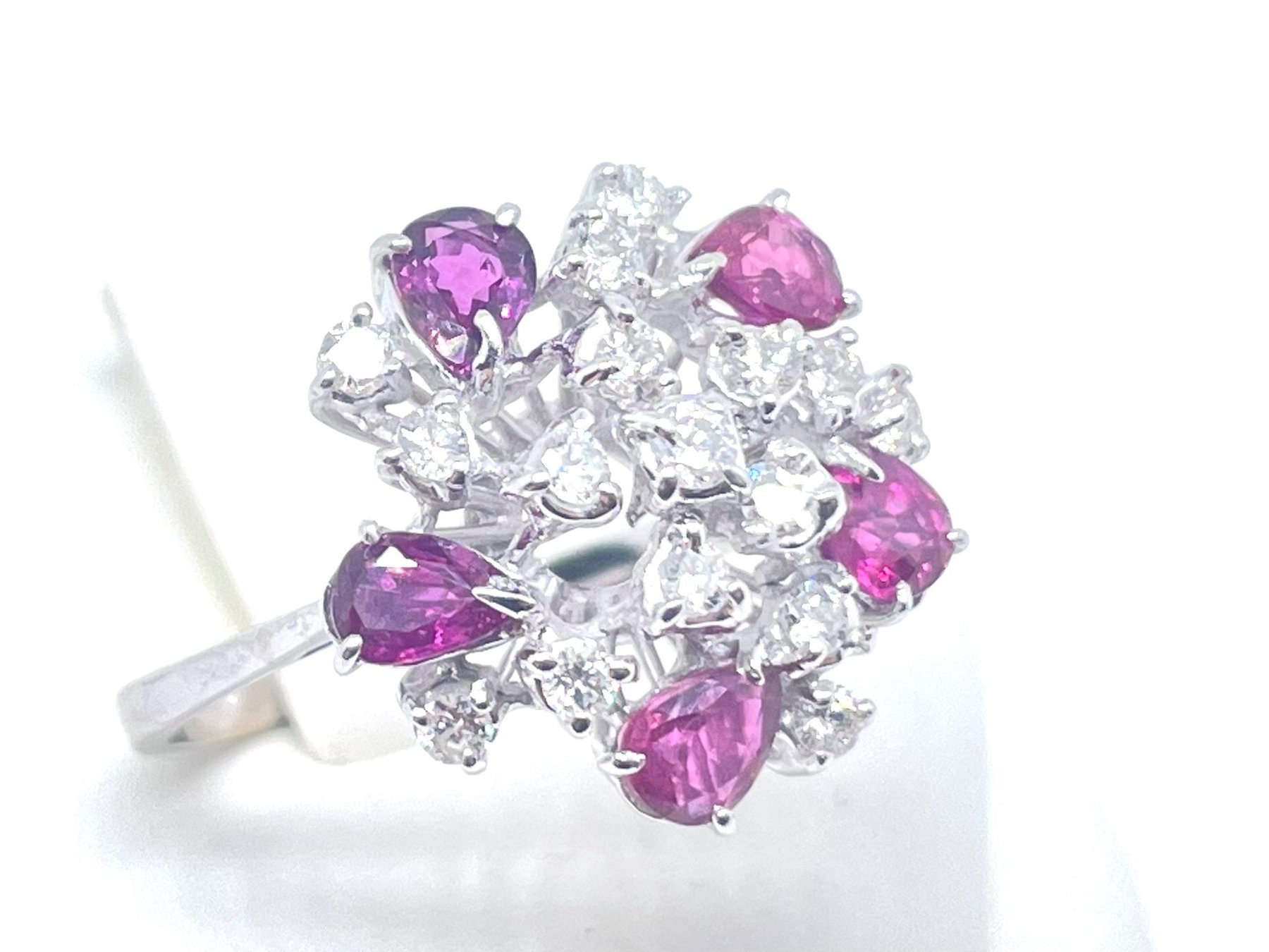 18 karatų baltojo aukso žiedas su 0,56 ct deimantais ir 1,00 ct natūraliais rubinais - Image 7