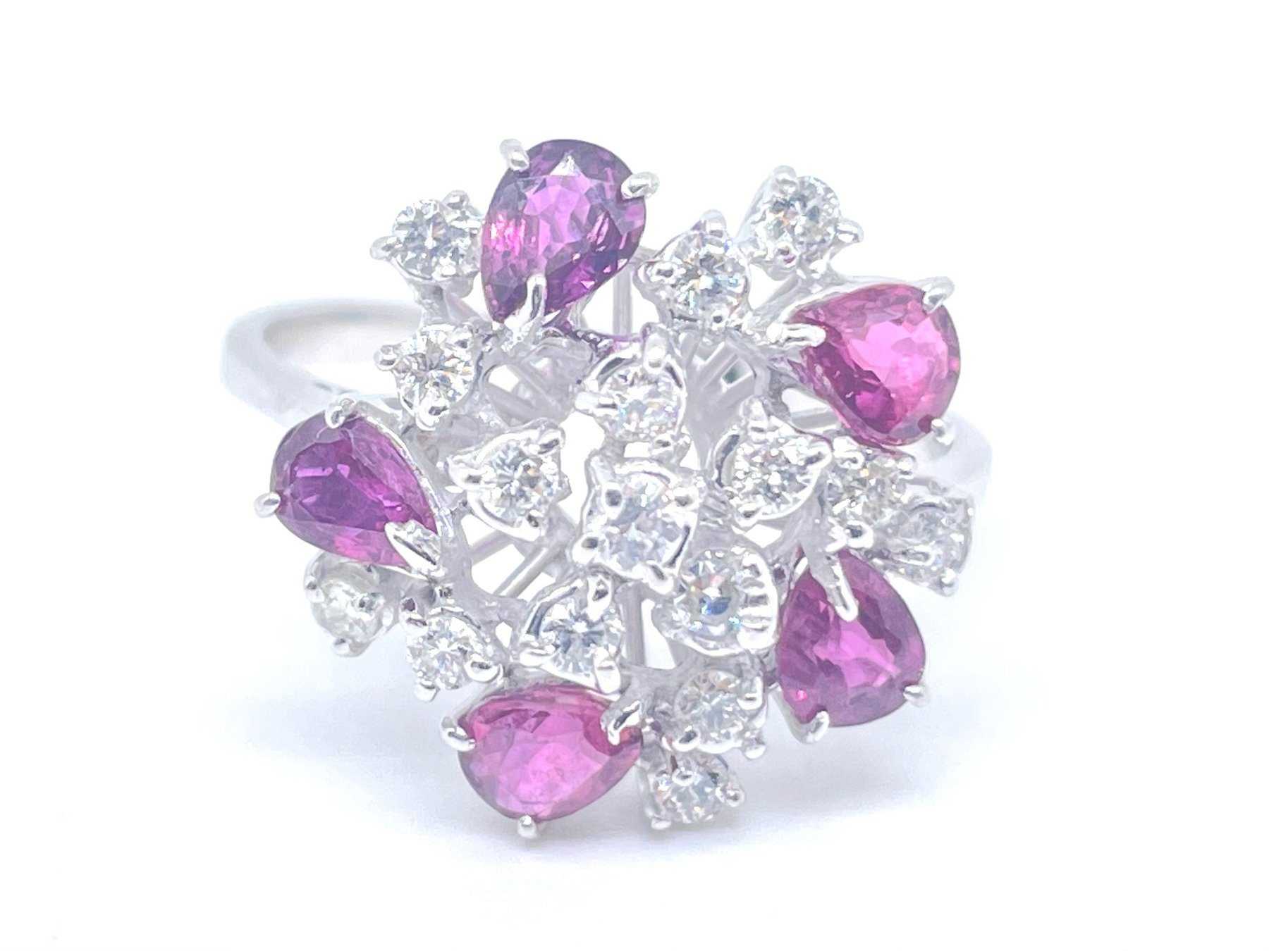 18 karatų baltojo aukso žiedas su 0,56 ct deimantais ir 1,00 ct natūraliais rubinais - Image 6