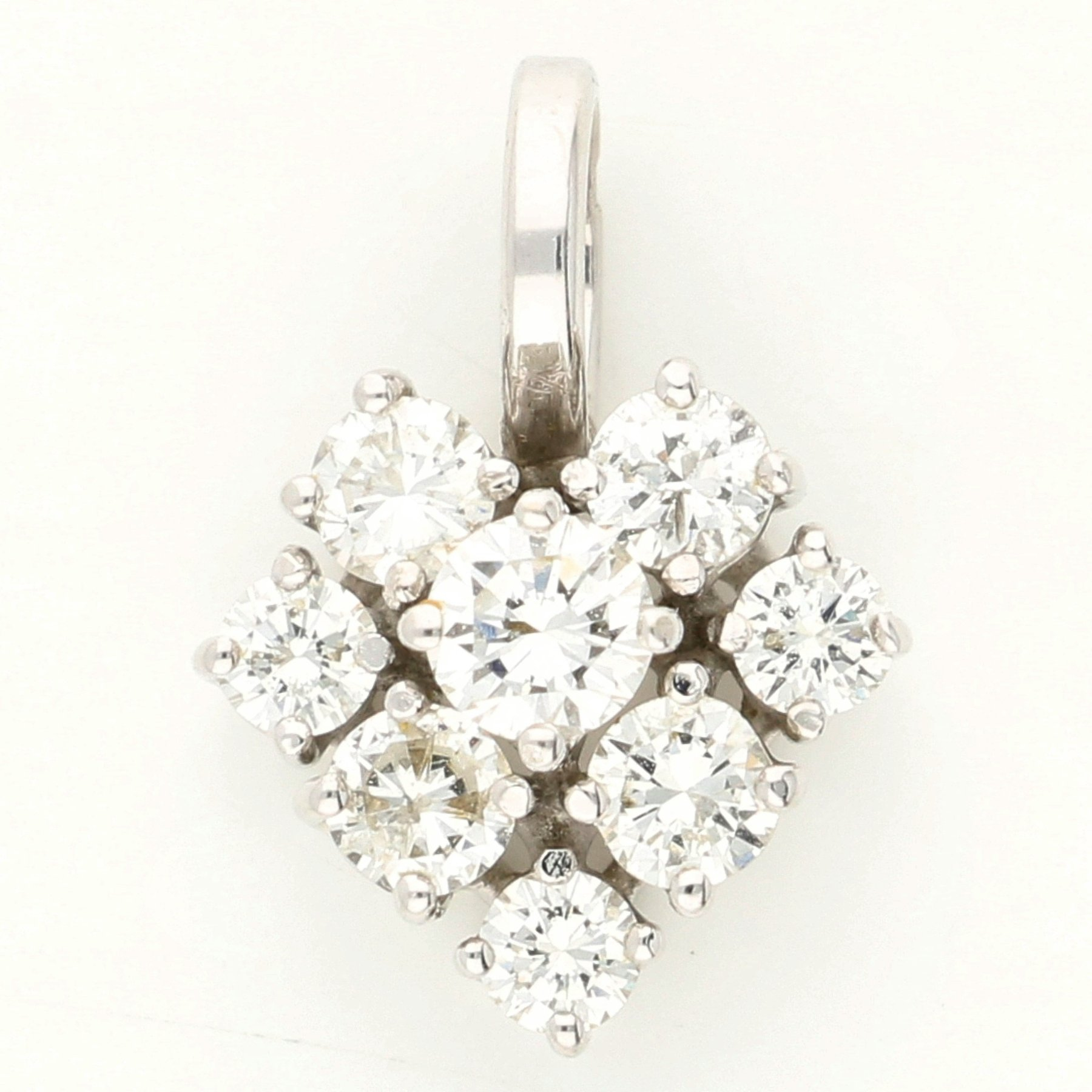 18 karatų baltojo aukso širdelės formos pakabukas su 0,54 ct deimantais