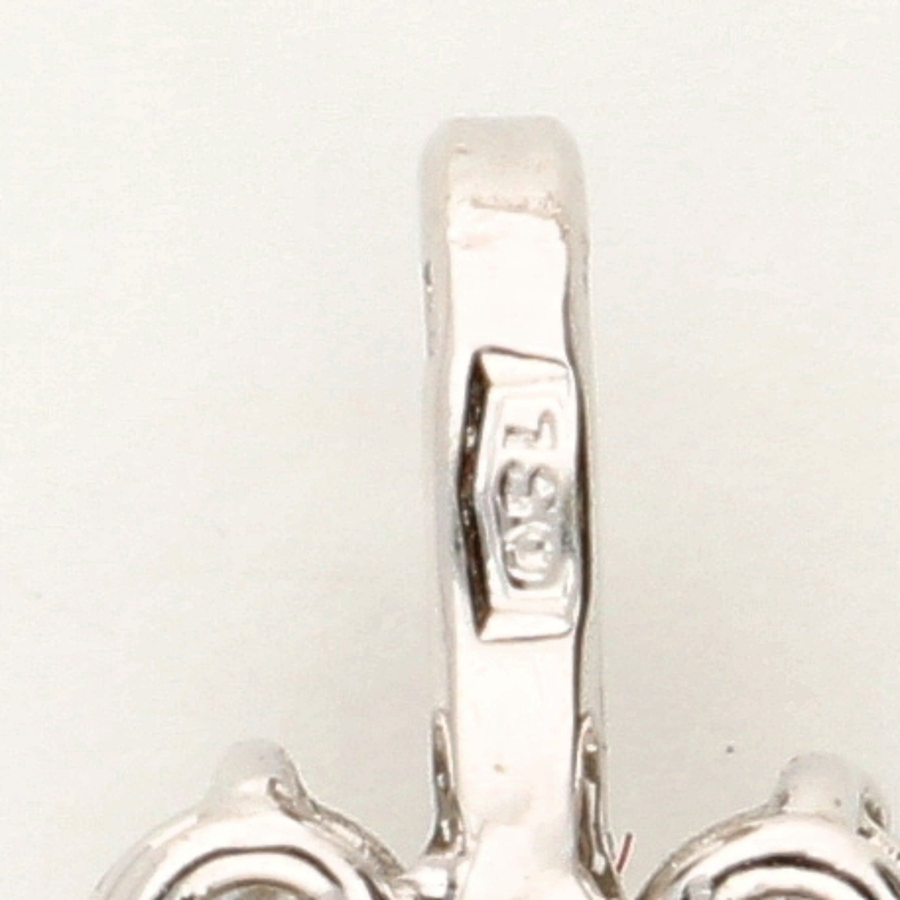 18 karatų baltojo aukso širdelės formos pakabukas su 0,54 ct deimantais - Image 2