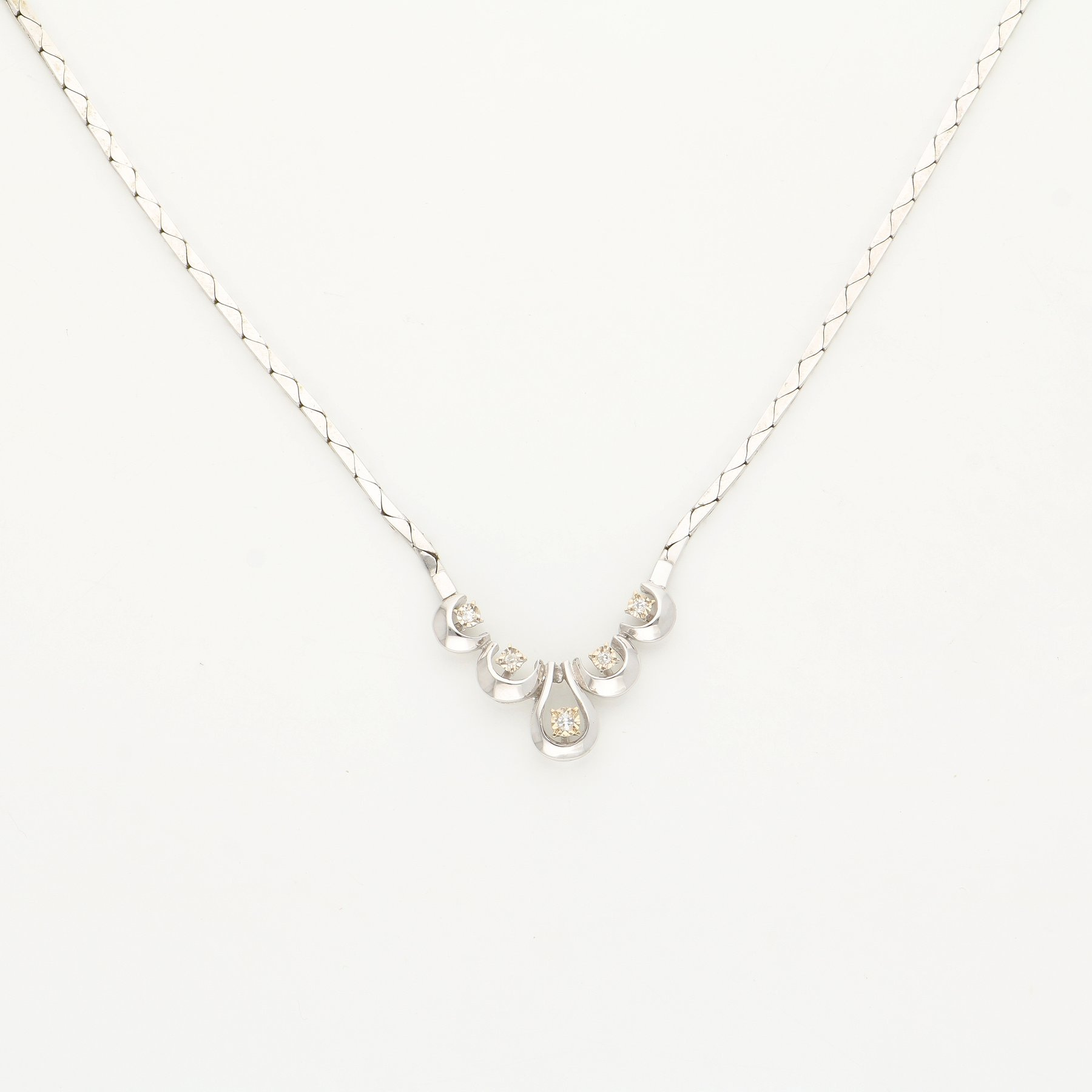 14 karatų baltojo aukso vintažinis kaklo papuošalas su 0,05 ct deimantais - Image 5