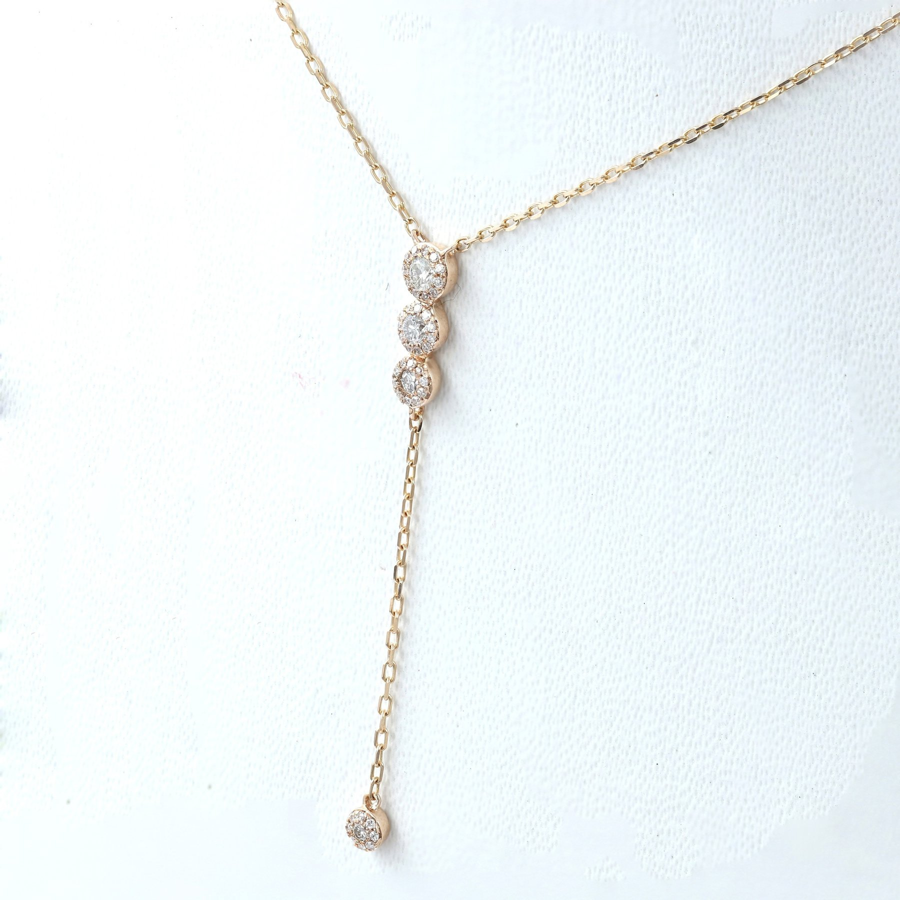 Kaklo papuošalas su pakabuku – 18 karatų rožinis auksas – 0,23 ct deimantai