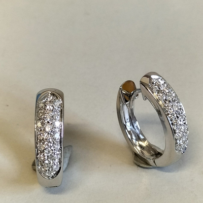 18 kt. Baltojo aukso Auskarai su 0.66 ct Deimantais