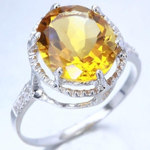 Išskirtinio dizaino 14 karatų baltojo aukso žiedas su 5.00 ct ovalo formos citrinu ir 6 briliantinio šlifavimo deimantais