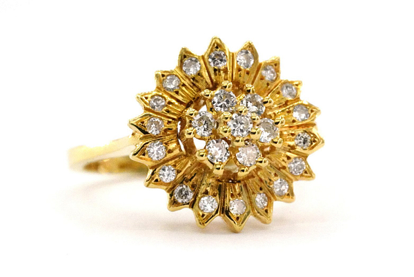 Prabangus ir elegantiškas 18 kt. Geltonojo aukso žiedas su 0.32 ct deimantais - Image 8