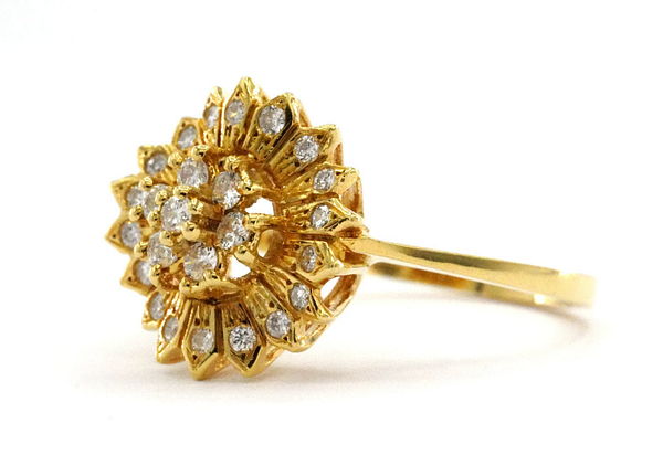 Prabangus ir elegantiškas 18 kt. Geltonojo aukso žiedas su 0.32 ct deimantais - Image 4