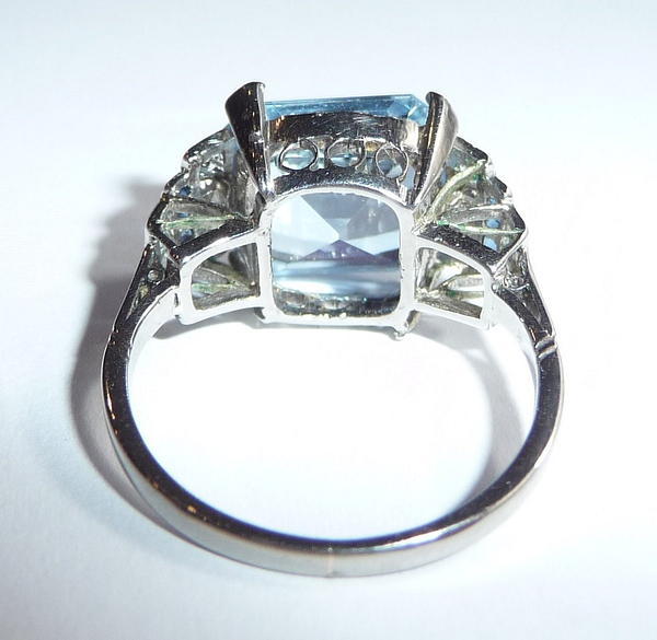 14 kt. baltojo aukso žiedas su 6.20 ct topazu, deimantais ir safyrais - Image 2