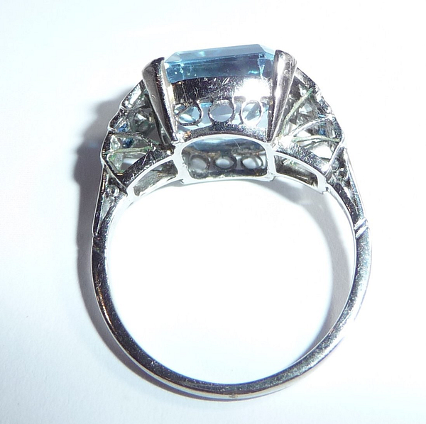 14 kt. baltojo aukso žiedas su 6.20 ct topazu, deimantais ir safyrais - Image 5