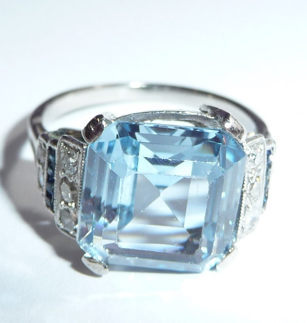 14 kt. baltojo aukso žiedas su 6.20 ct topazu, deimantais ir safyrais - Image 4